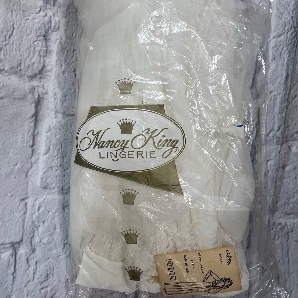 Vintage Nancy King Sheer Nylon Peignoir Robe White Bridal Size M New Satin Lace - Picture 8 of 8